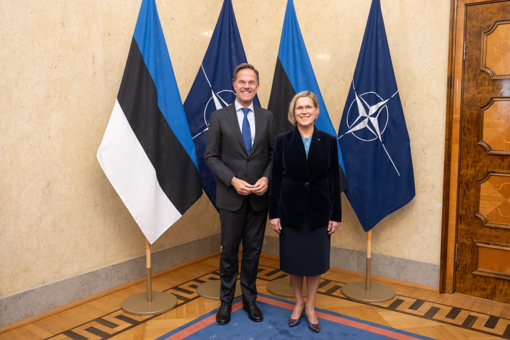 President Ülle Madise kohtus Kadriorus NATO peasekretäri Mark Ruttega