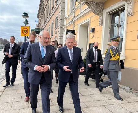 Alar%20Karis%20ja%20Sauli%20Niinist%C3%B6.jpg?itok=fFYea6d1