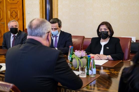 Aserbaid%C5%BEaani%20parlamendi%20esimees2.jpg?itok=4zRPDpHQ