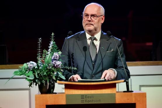 KalevLilleorg_KirjanikeLiit100.jpg?itok=NfUZks5S
