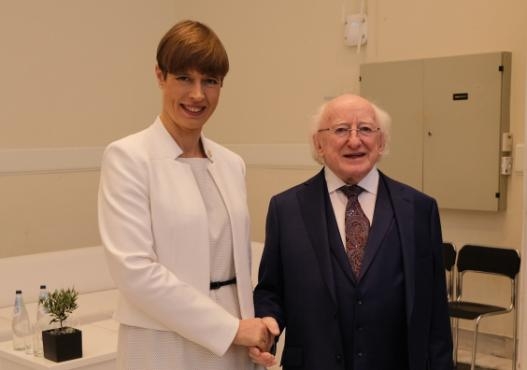 Kaljulaid_Higgins%20%28005%29.jpg?itok=356i3-PC