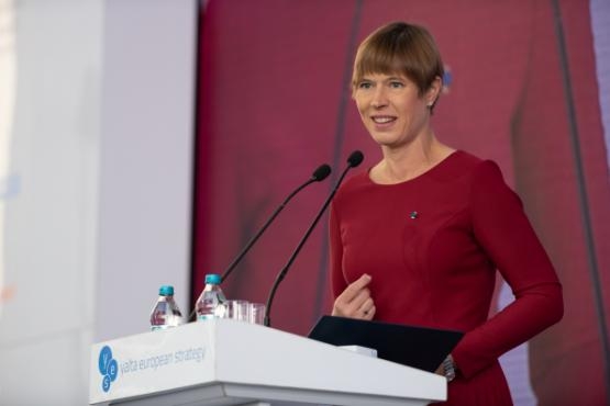 Kaljulaid_YES1.jpg?itok=n6iiIvC8