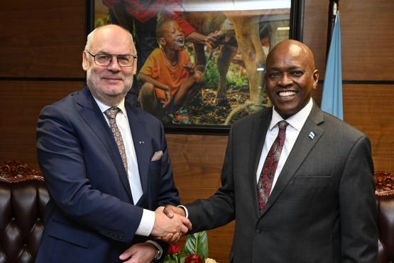 President%20Alar%20Karis%20Botswana%20ametikaaslase%20Mokgweetsi%20Masisiga.jpg?itok=WKMMPzje