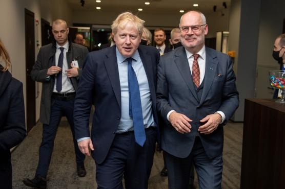 VP%20kohtumine%20Briti%20PMiga2.JPG?itok=ZdalVte6