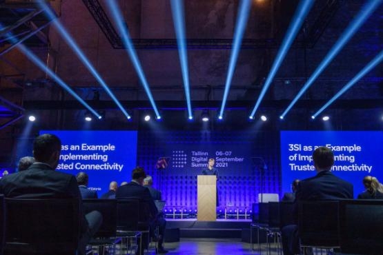 dsummit2.jpg?itok=B53Dc64f